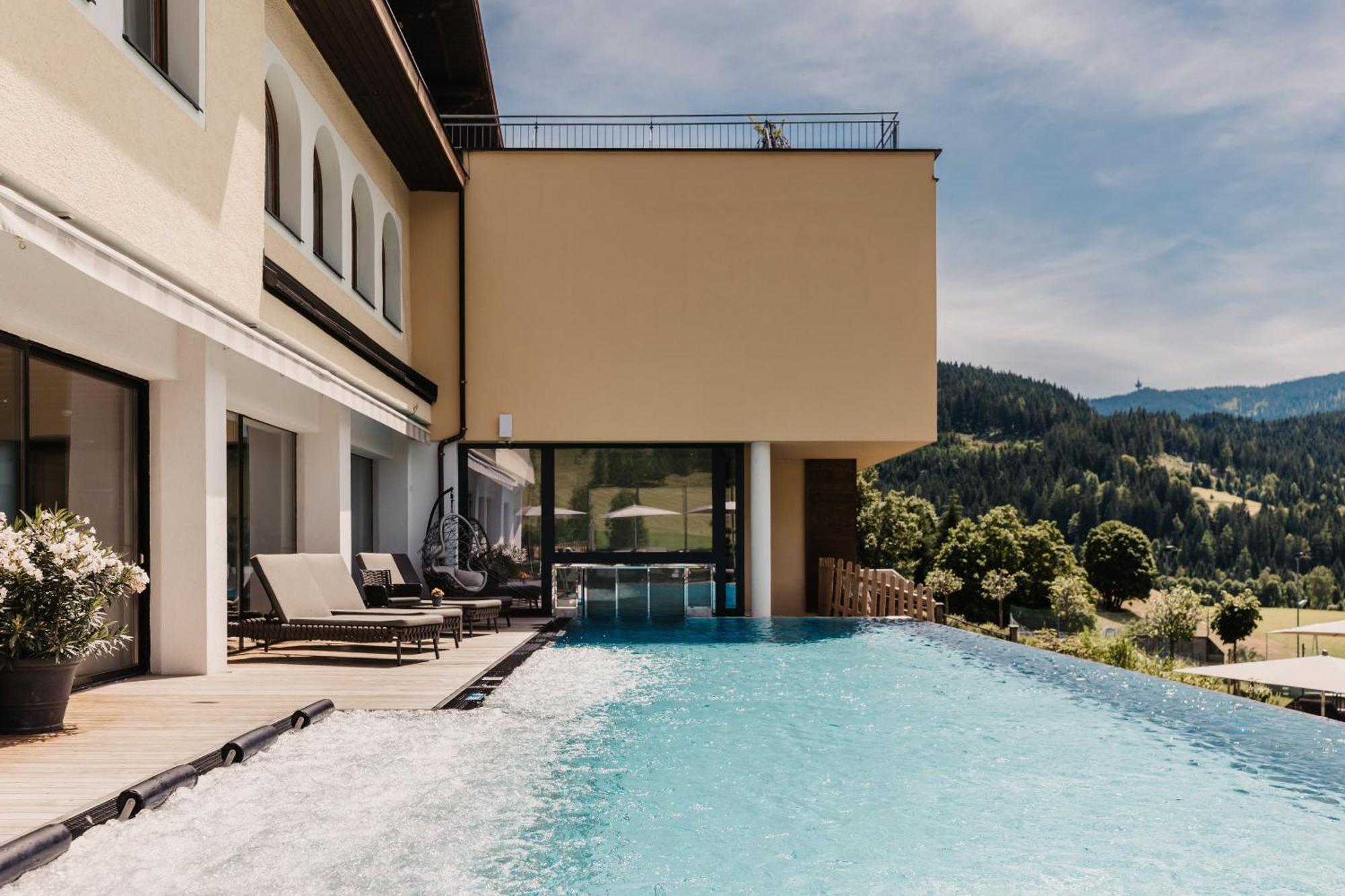 Hotel Neubergerhof Filzmoos Eksteriør bilde